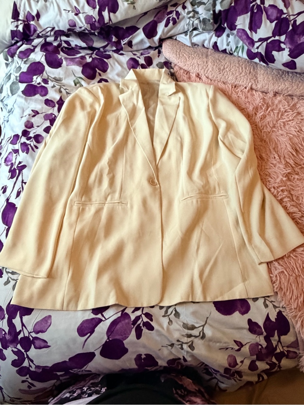 SHEIN Pale Yellow Single-Button Blazer